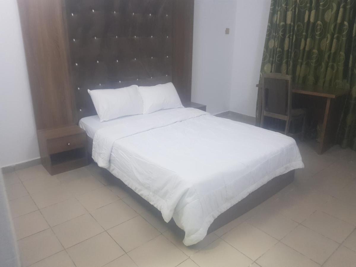 Febson Hotel Abuja Exterior foto